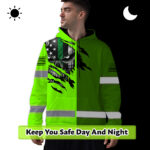 High-Visibility-Hoodie-Green-Skull-US-Flag-Custom-Name-Reflective-Safety-Workwear-For-Runners,-Truckers,-Skull-Lovers-2