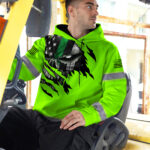 High-Visibility-Hoodie-Green-Skull-US-Flag-Custom-Name-Reflective-Safety-Workwear-For-Runners,-Truckers,-Skull-Lovers-4
