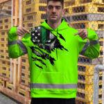 High-Visibility-Hoodie-Green-Skull-US-Flag-Custom-Name-Reflective-Safety-Workwear-For-Runners,-Truckers,-Skull-Lovers-5