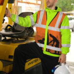 hi-vis-jacket-waterproof-and-windproof-reflective-carpenter-mc-1-imKL5.jpg
